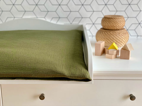 Housse pour matelas à langer double crêpe vert vert d'automne