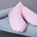 petites feuilles roses sur blanc