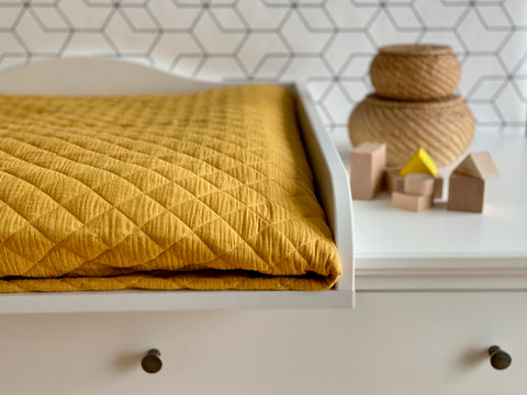 Housse pour nappe à langer mousseline matelassée jaune moutarde