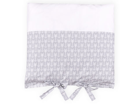 Housse pour coussin de table à langer flèches blanches sur gris