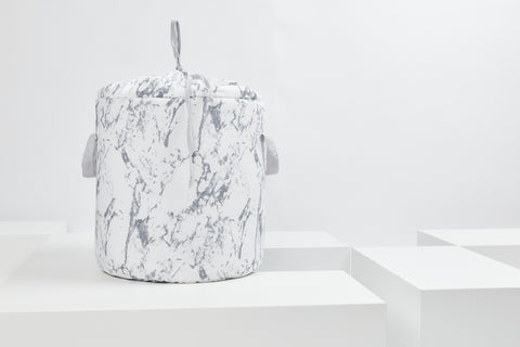 Panier à jouets marbre blanc