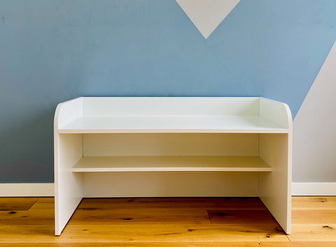 Bureau enfant blanc avec étagère intermédiaire